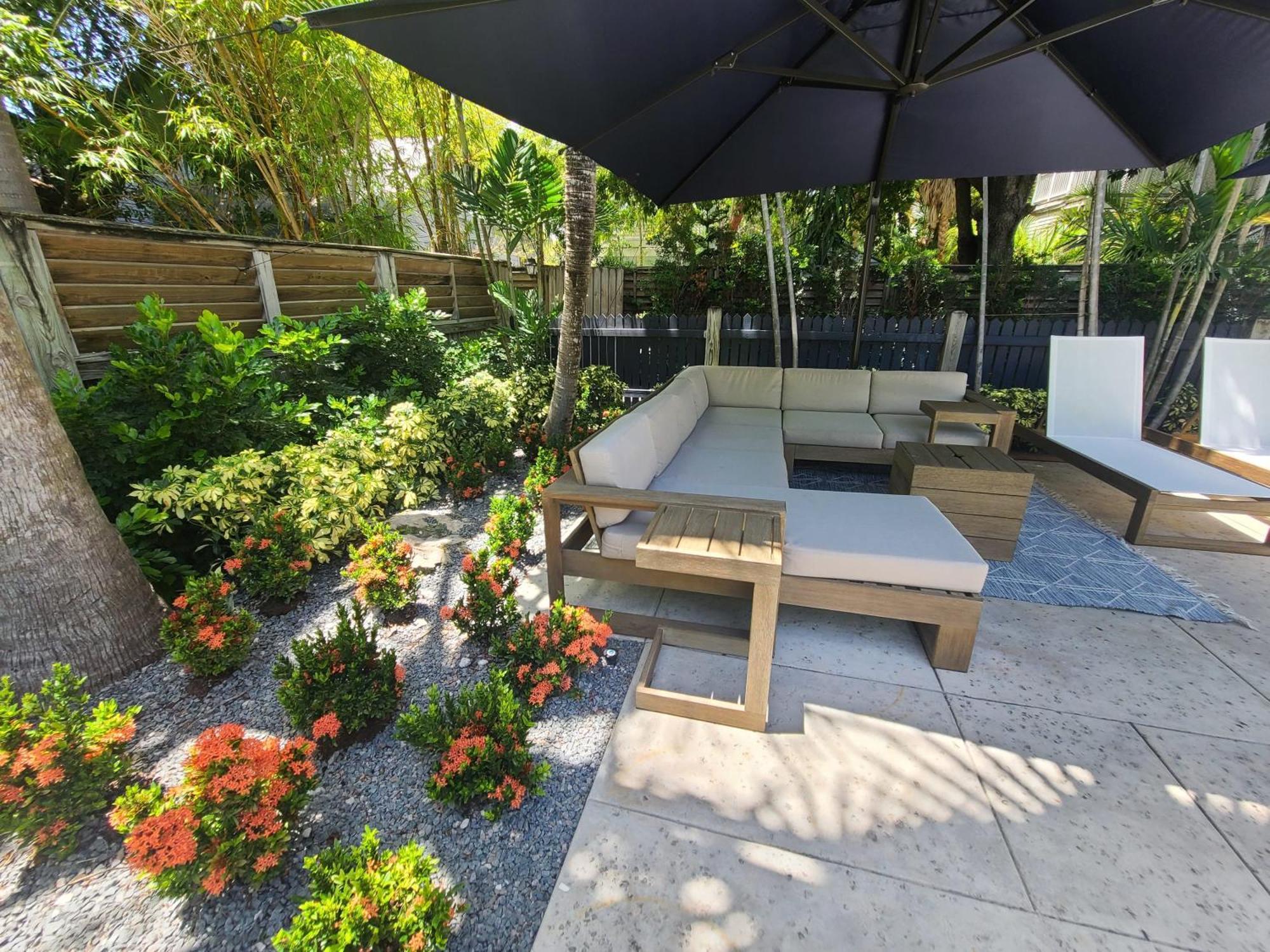 Duval Street Suite W Parking And Pool Key West Ngoại thất bức ảnh